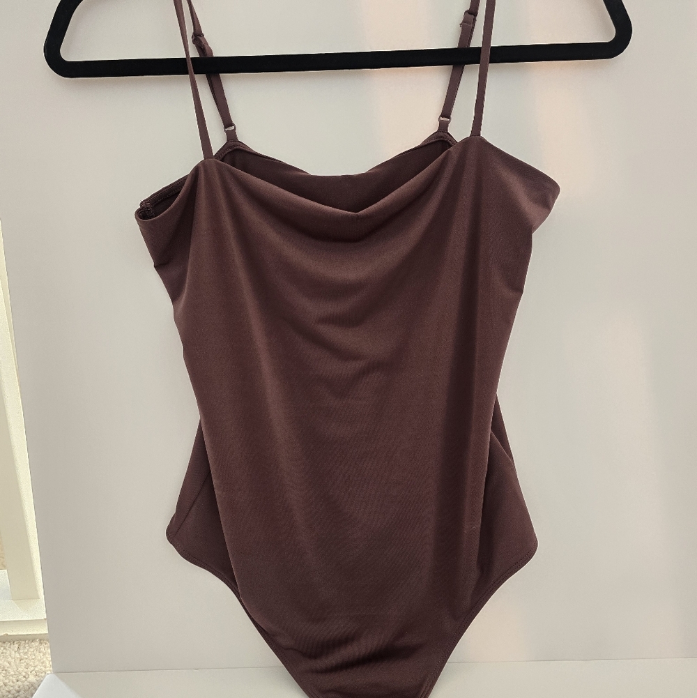 Express Mauve Body Contour Bodysuit Sz M